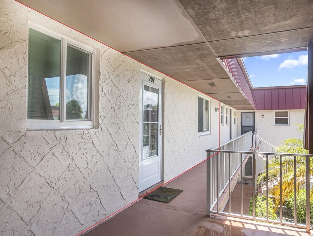 12022 Greenway Drive N, Unit 204, Royal Palm Beach, FL 33411 Photo