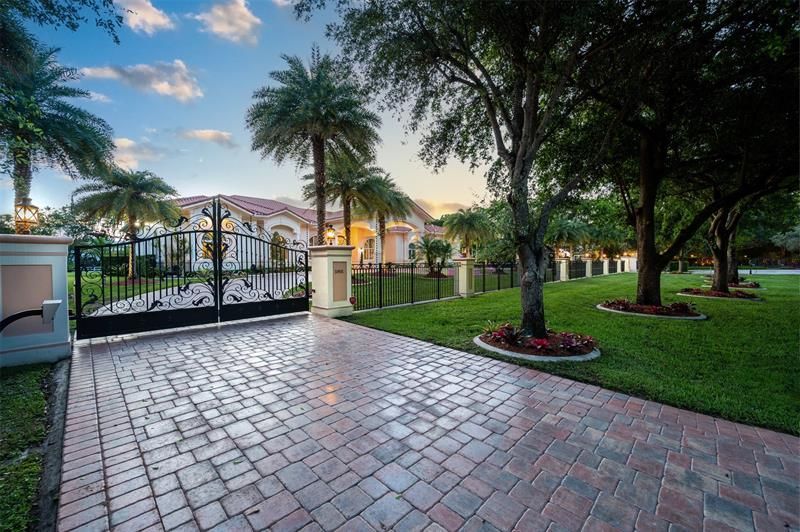 5801 Estates Dr, Southwest Ranches, FL 33330 Photo