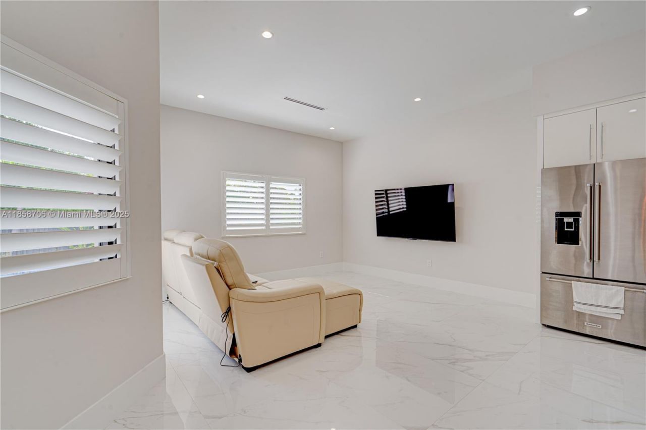 2521 SW 105th Ave, Miami, FL 33165 Photo