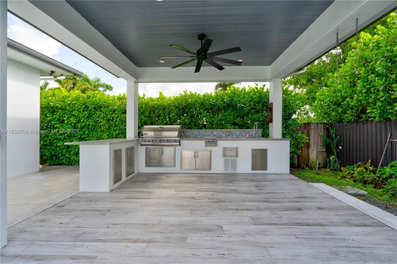 2521 SW 105th Ave, Miami, FL 33165 Photo