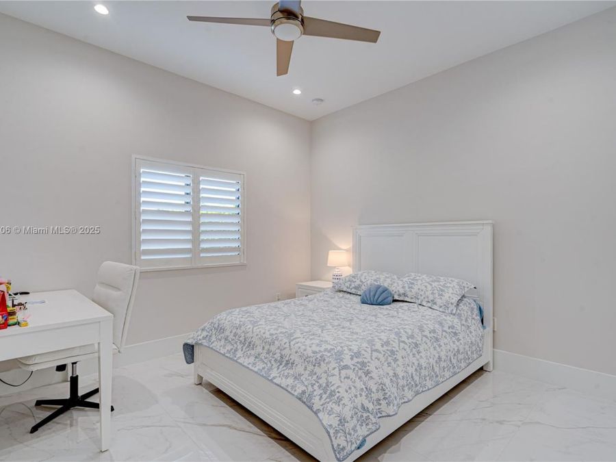 Property Image 71
