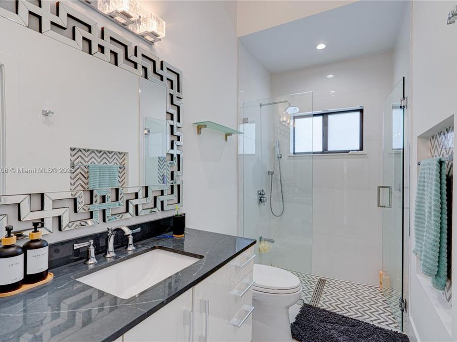 Property Image 73
