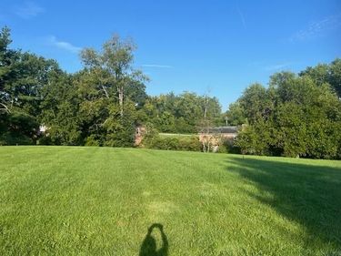13 whitebridge Lane, Frankfort, KY 40601