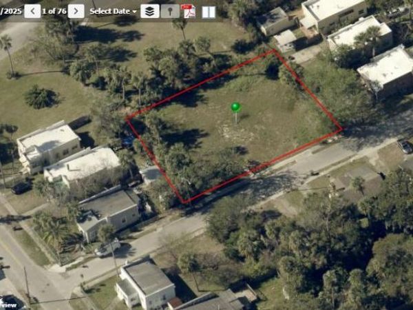 528 ELM Street, Daytona Beach, FL 32114