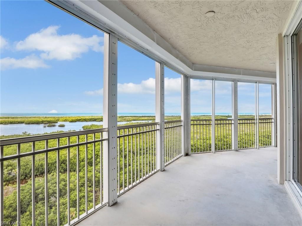 1001 Arbor Lake Dr, Unit 902, Naples, FL 34110 Photo