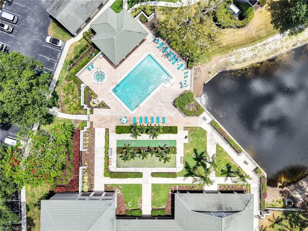 1001 Arbor Lake Dr, Unit 902, Naples, FL 34110 Photo