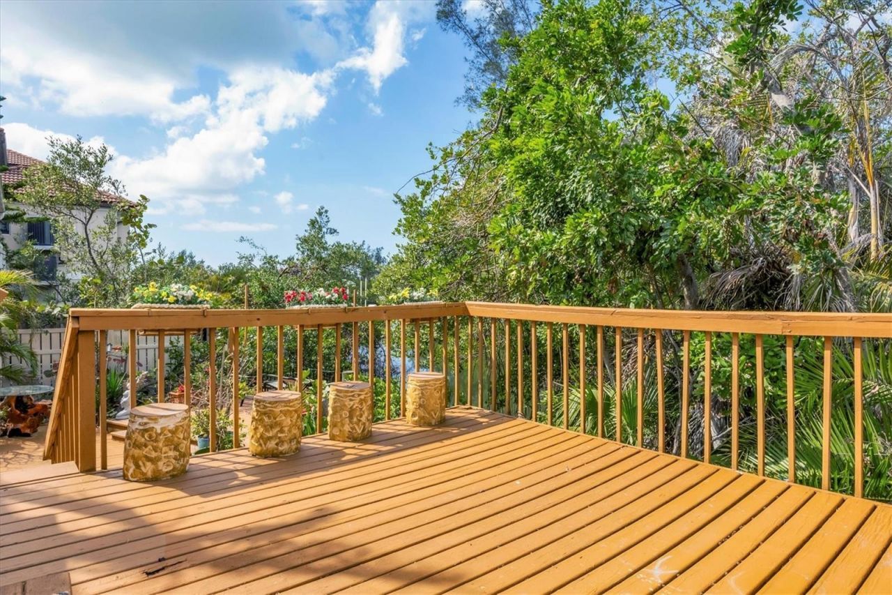 4114 Roberts Point Circle, Sarasota, FL 34242 Photo