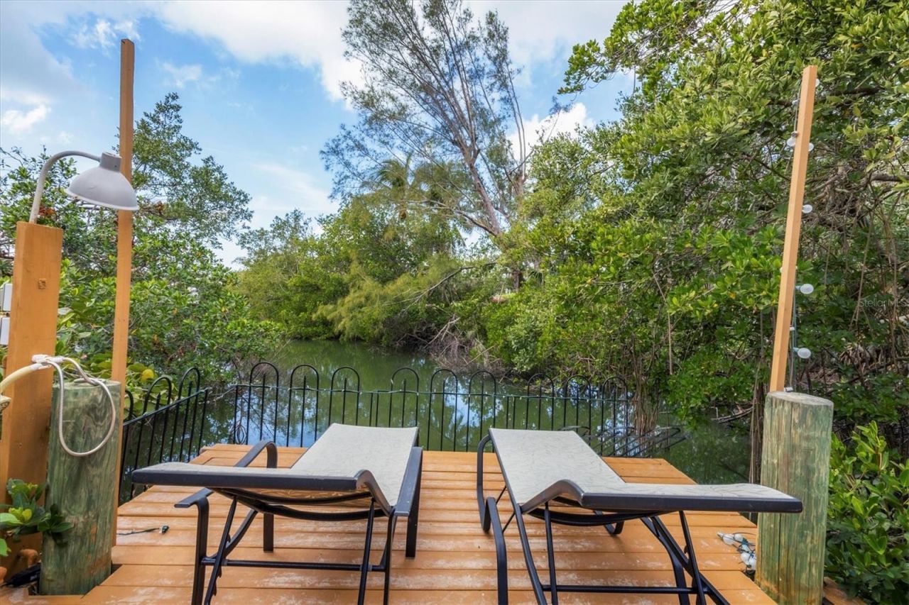 4114 Roberts Point Circle, Sarasota, FL 34242 Photo