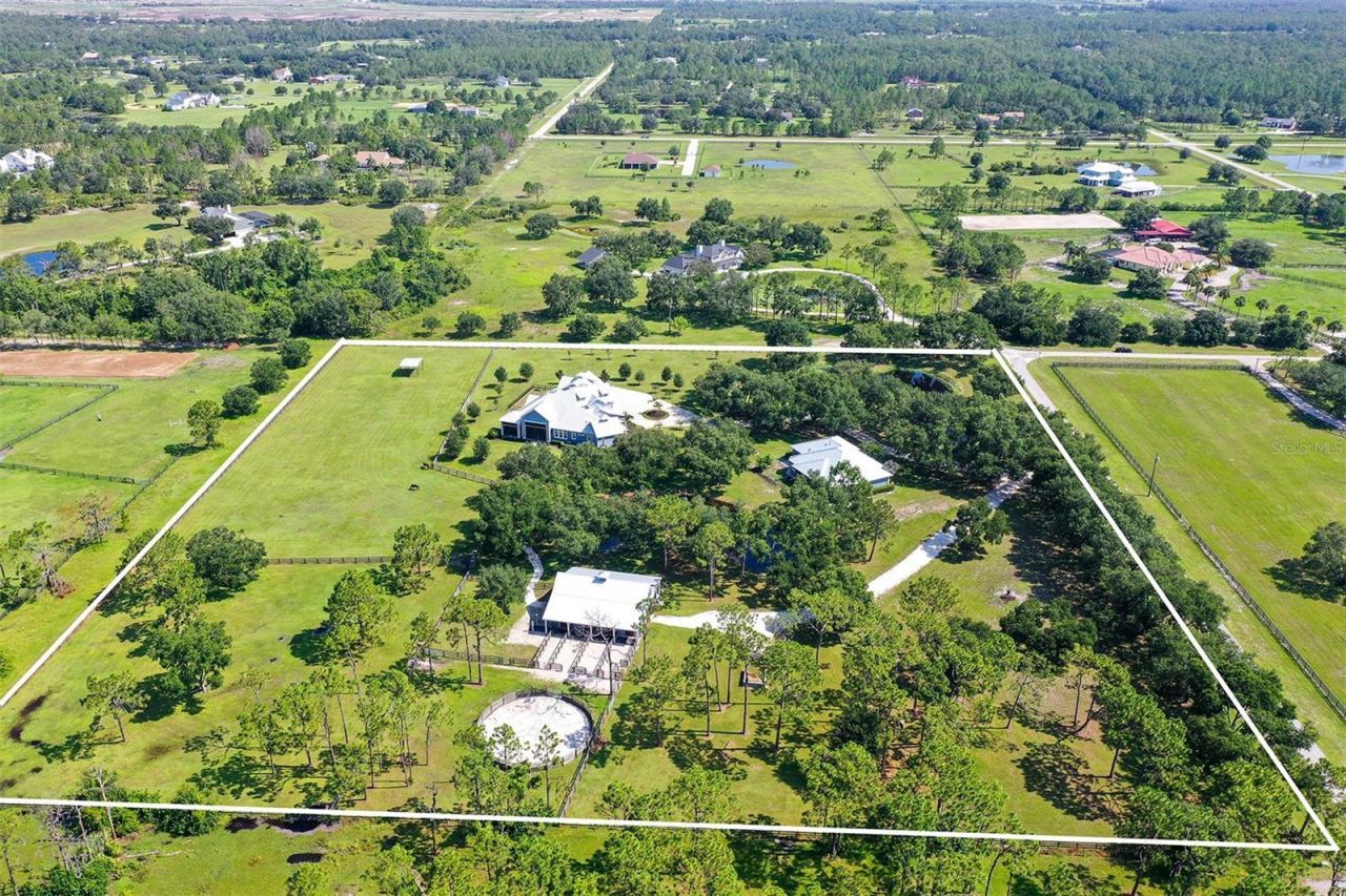 6910 211th Street E, Bradenton, FL 34211 Photo