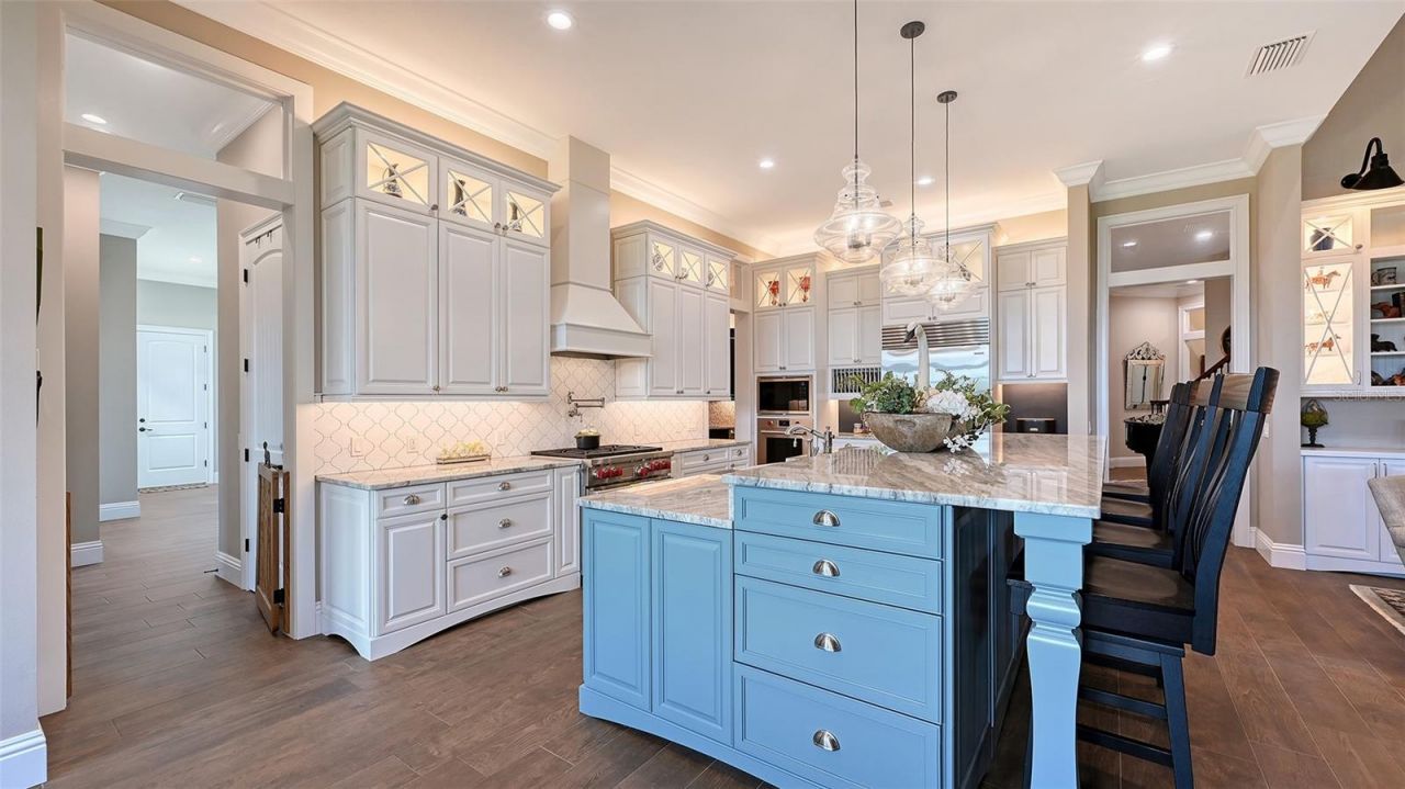 6910 211th Street E, Bradenton, FL 34211 Photo