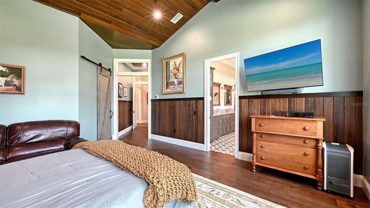 6910 211th Street E, Bradenton, FL 34211 Photo