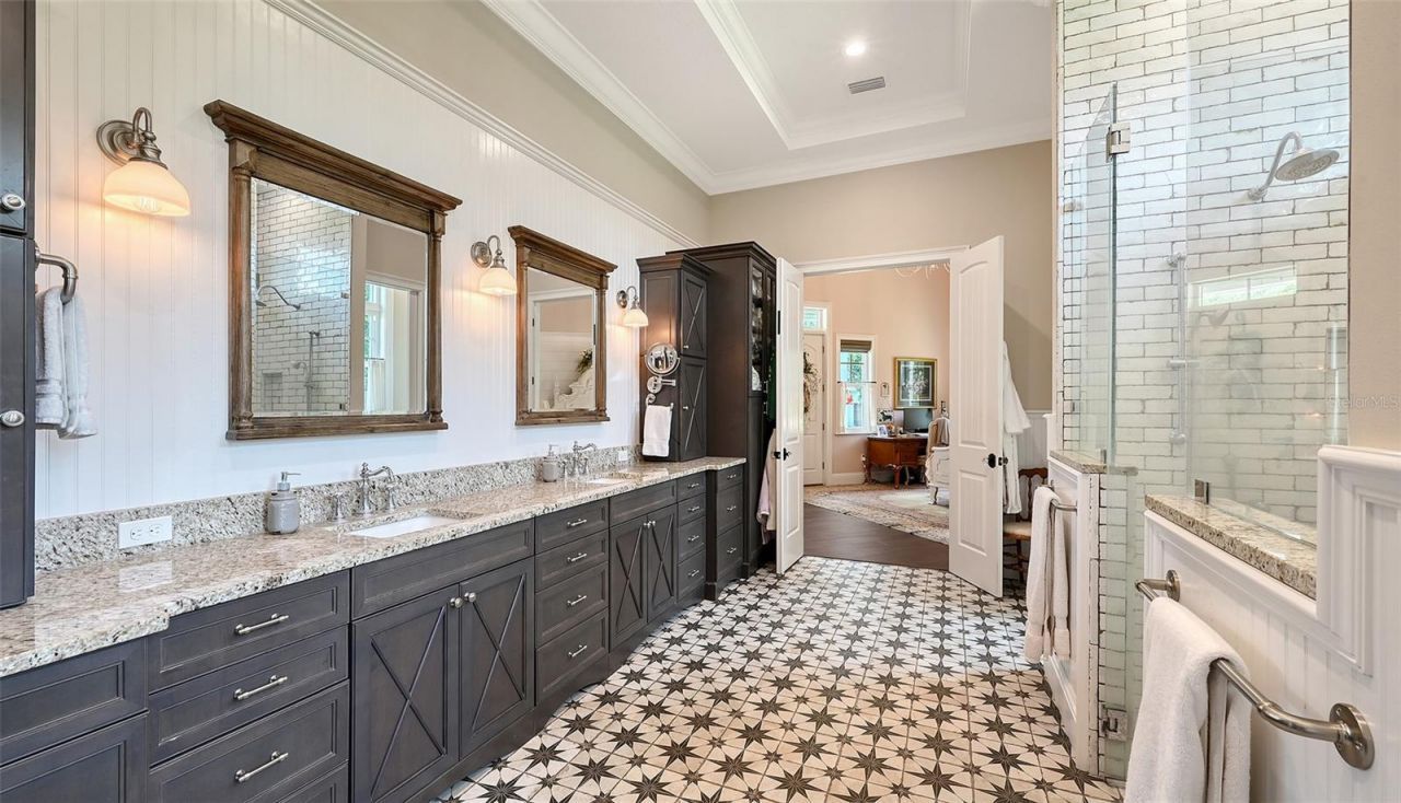 6910 211th Street E, Bradenton, FL 34211 Photo