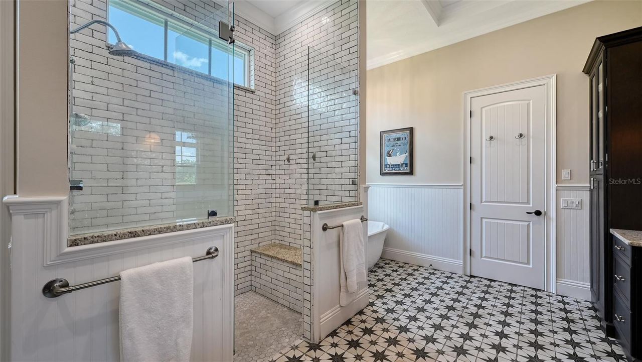 6910 211th Street E, Bradenton, FL 34211 Photo