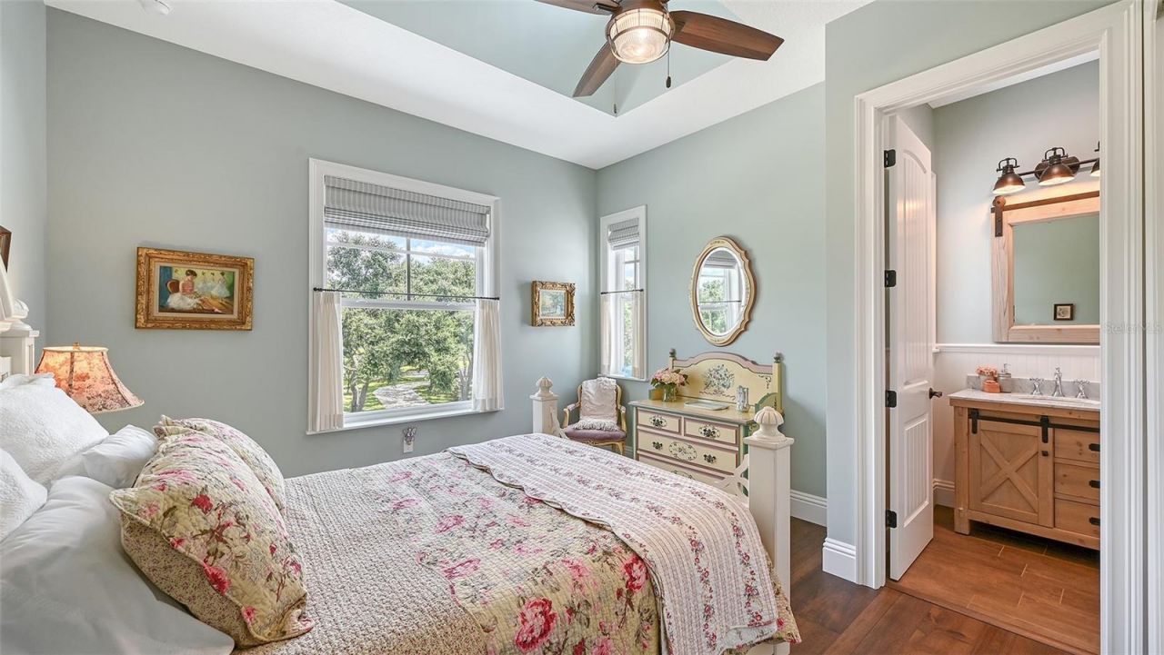 6910 211th Street E, Bradenton, FL 34211 Photo