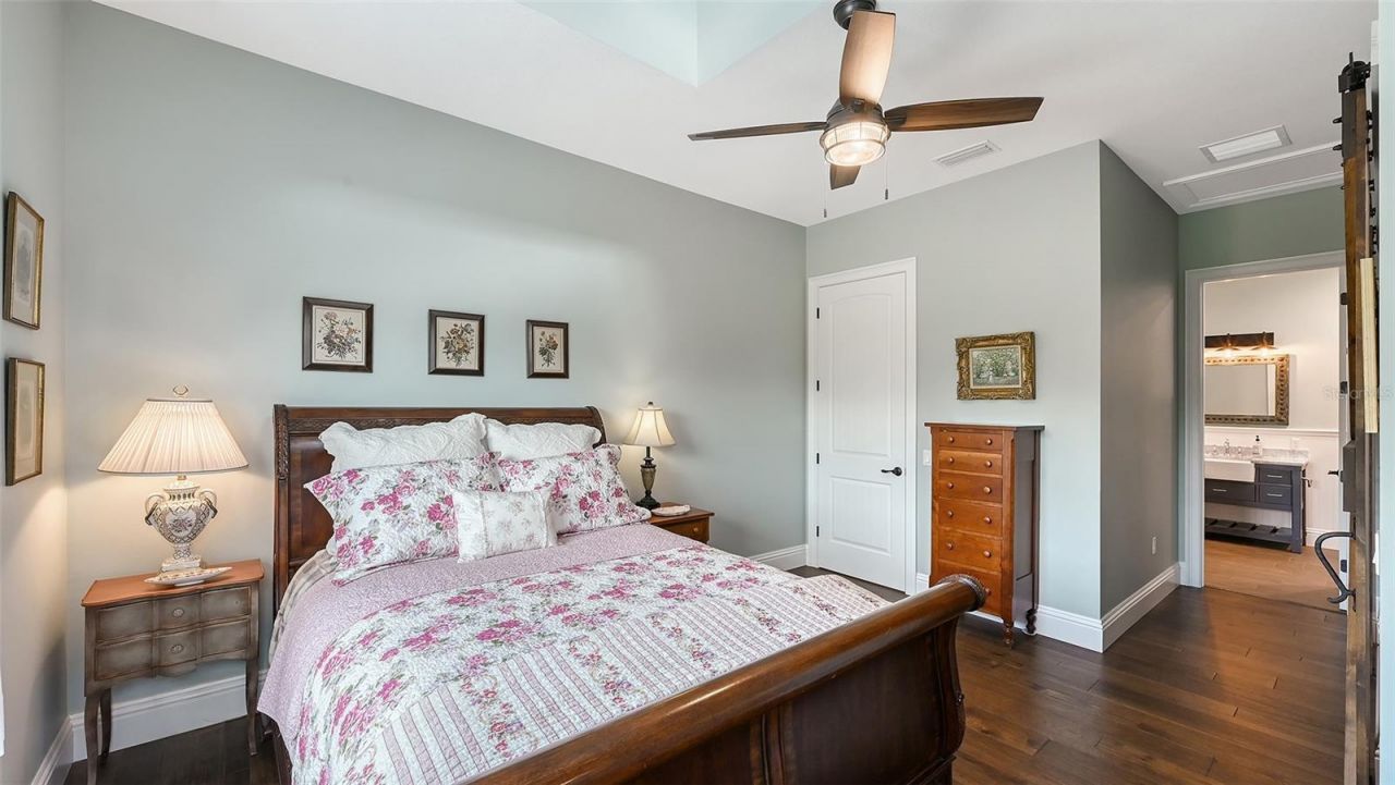 6910 211th Street E, Bradenton, FL 34211 Photo