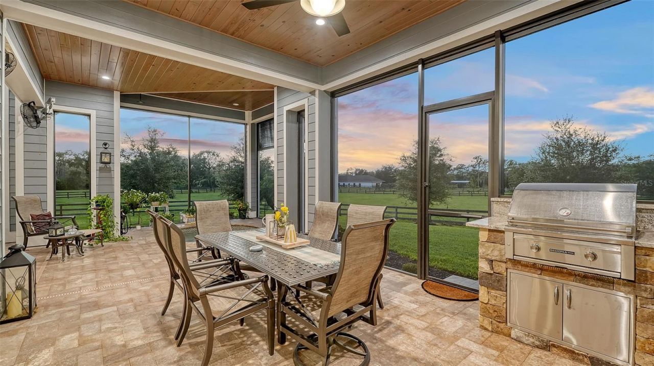 6910 211th Street E, Bradenton, FL 34211 Photo