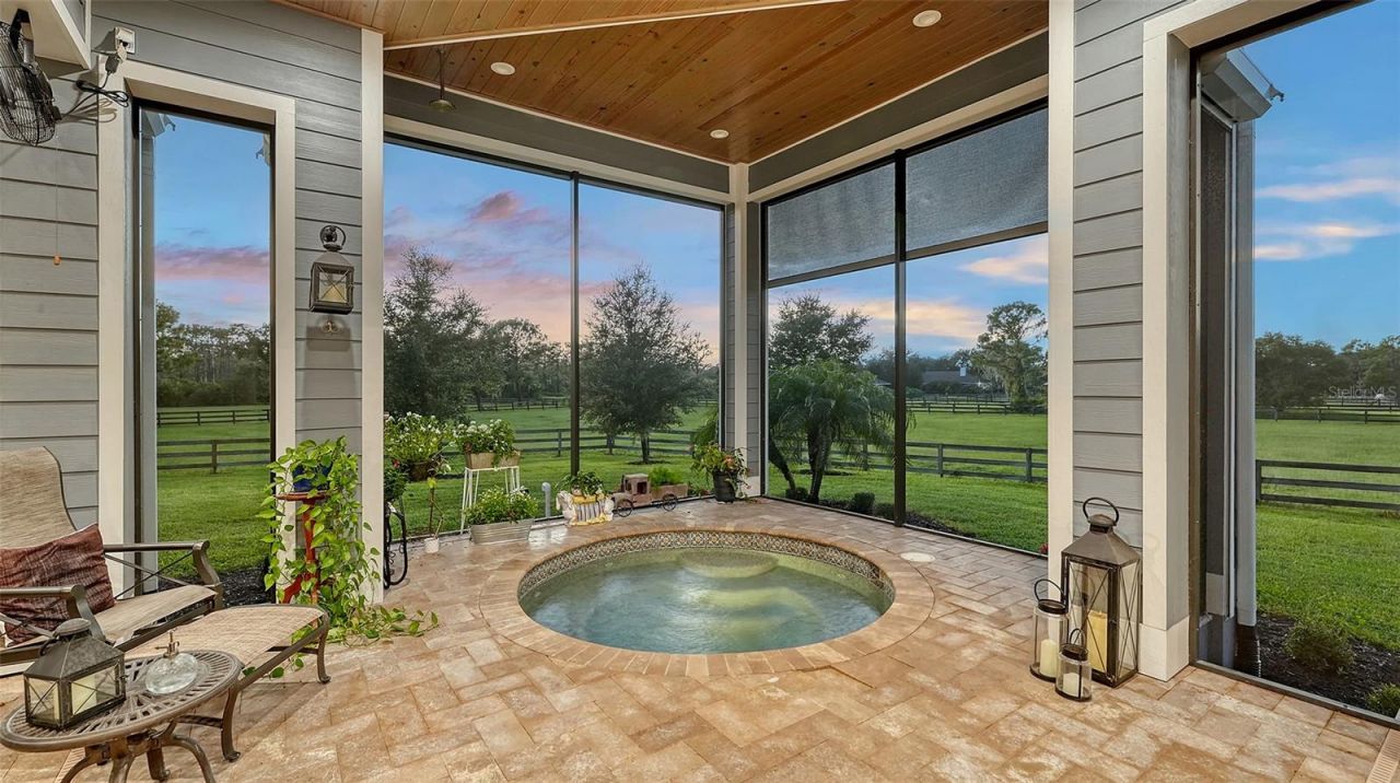 6910 211th Street E, Bradenton, FL 34211 Photo