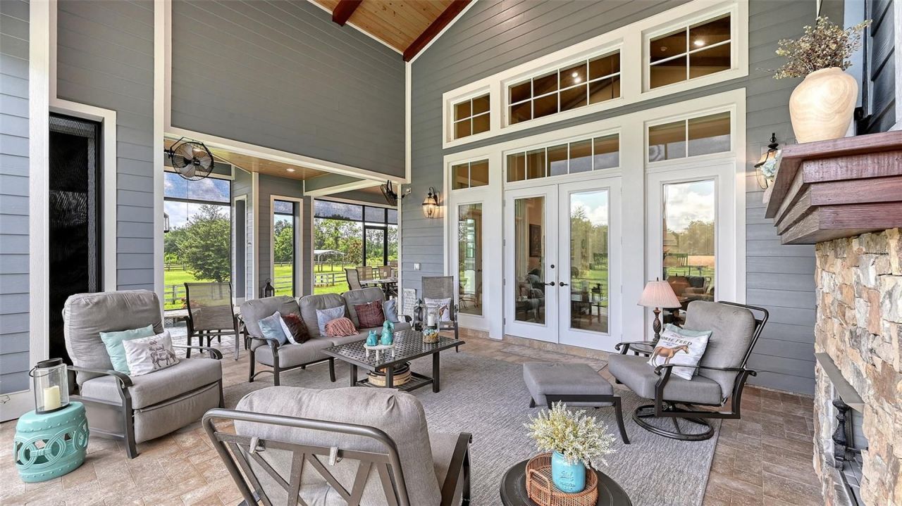 6910 211th Street E, Bradenton, FL 34211 Photo