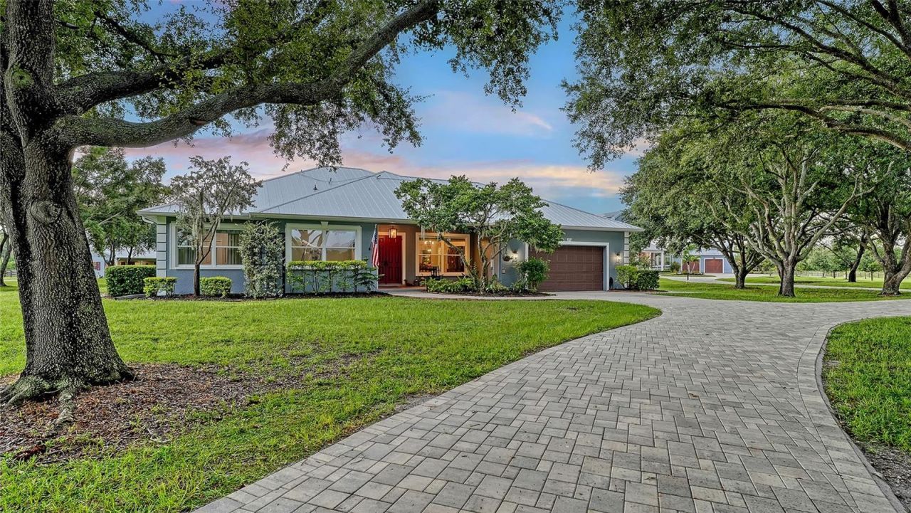 6910 211th Street E, Bradenton, FL 34211 Photo