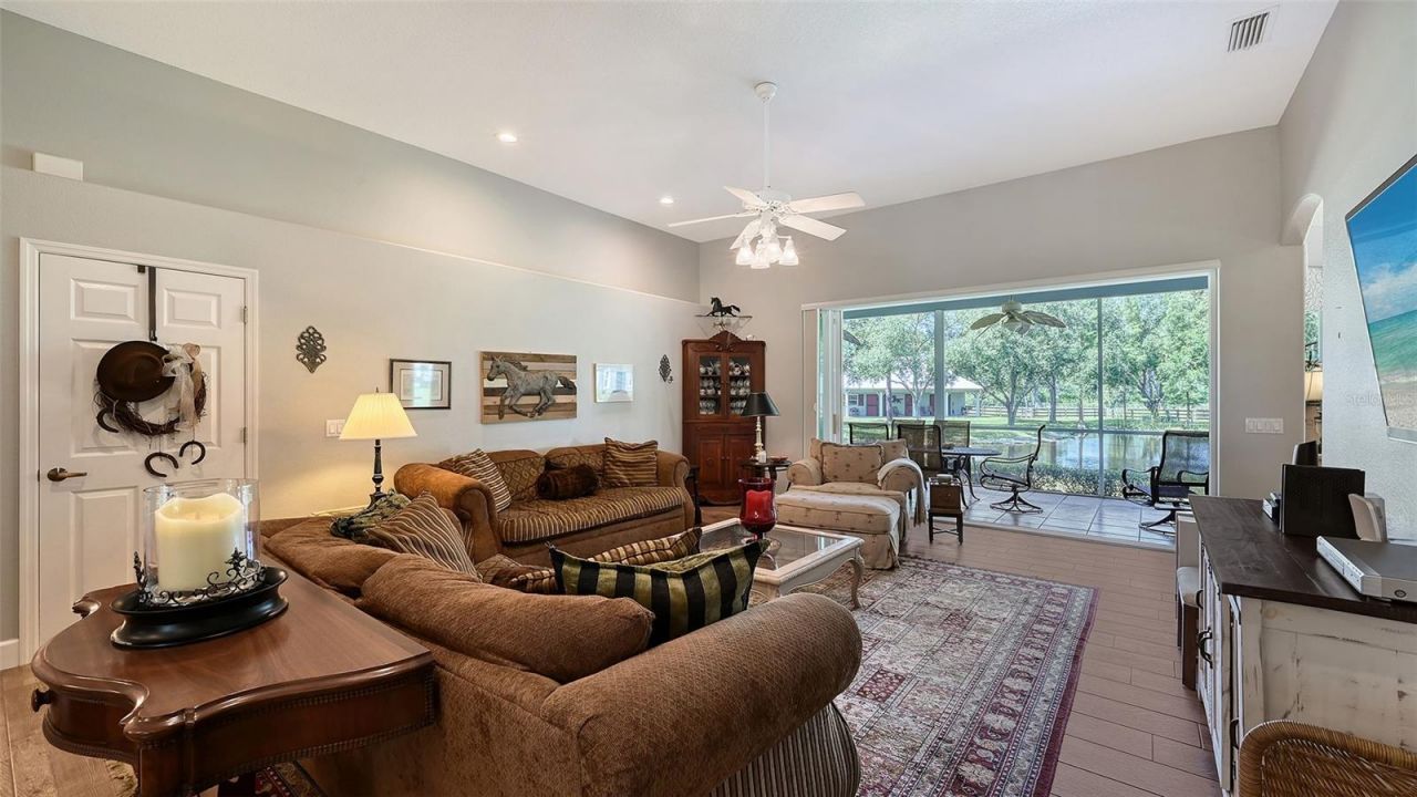 6910 211th Street E, Bradenton, FL 34211 Photo