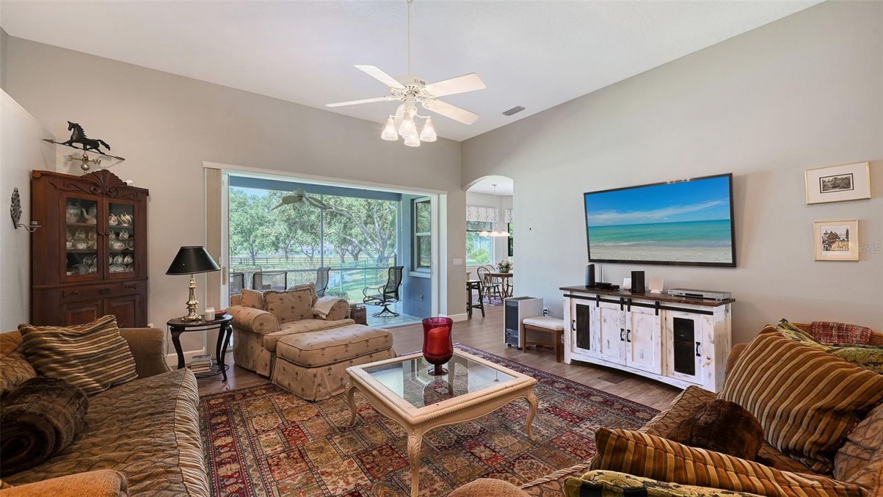 6910 211th Street E, Bradenton, FL 34211 Photo