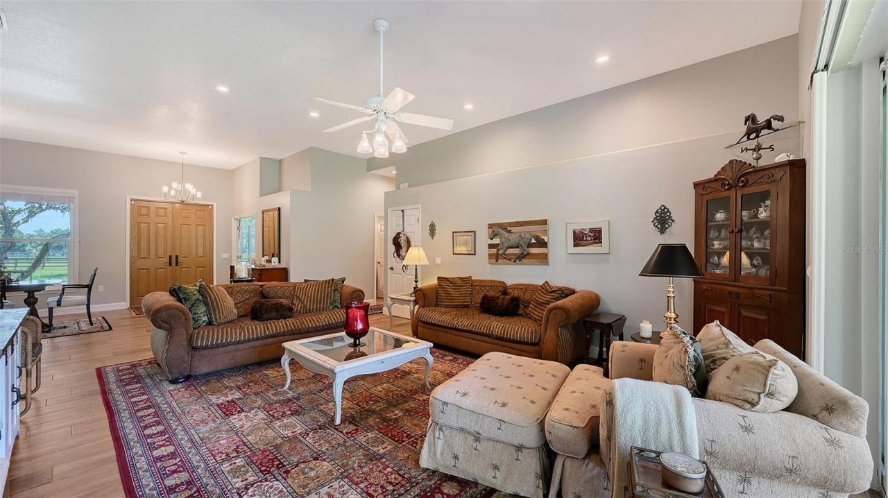 6910 211th Street E, Bradenton, FL 34211 Photo