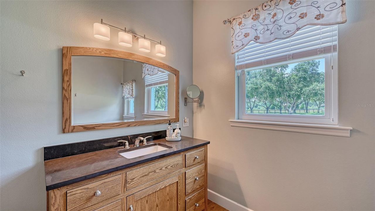 6910 211th Street E, Bradenton, FL 34211 Photo