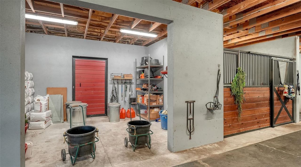 6910 211th Street E, Bradenton, FL 34211 Photo