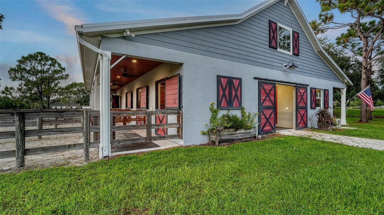 6910 211th Street E, Bradenton, FL 34211 Photo