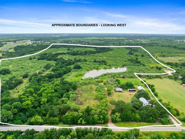 1637 S Bassett Street, Eastland, TX 76448