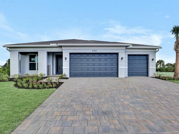 6783 68th Square, Vero Beach, FL 32967