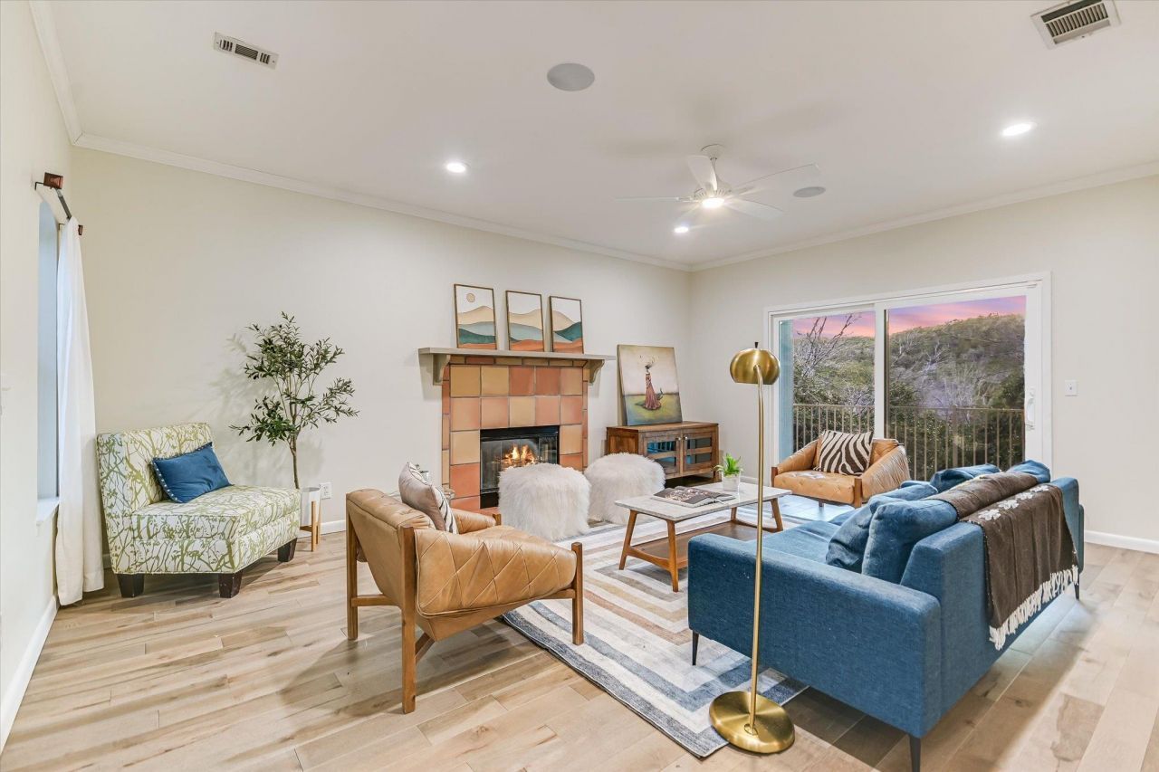 5507 Oakwood Cv, Unit A-2, Austin, TX 78731 Main Photo