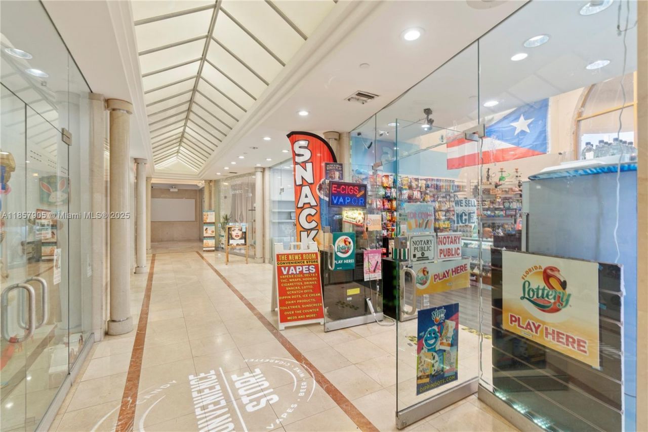 19201 Collins Ave, Unit 129, Sunny Isles Beach, FL 33160 Photo