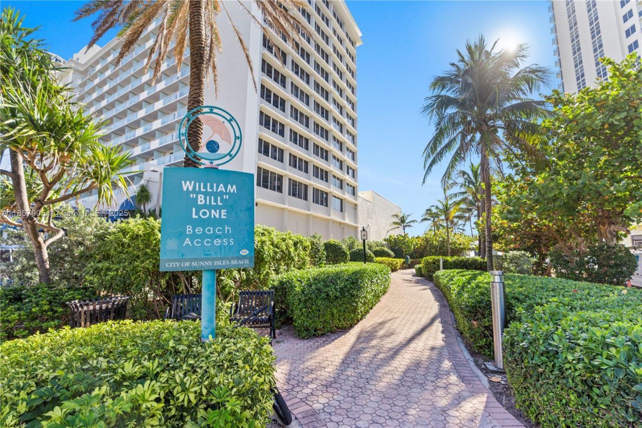 19201 Collins Ave, Unit 129, Sunny Isles Beach, FL 33160 Photo