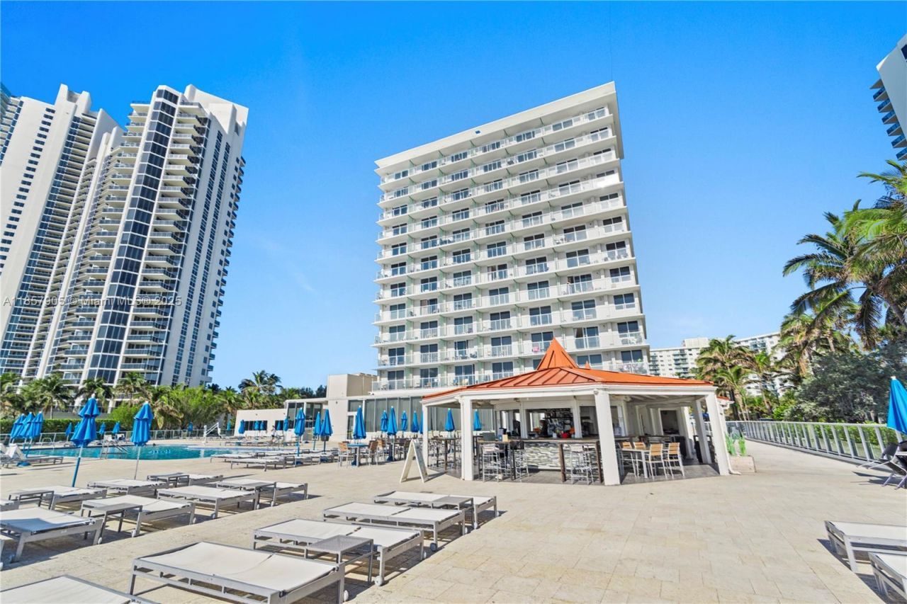 19201 Collins Ave, Unit 129, Sunny Isles Beach, FL 33160 Photo