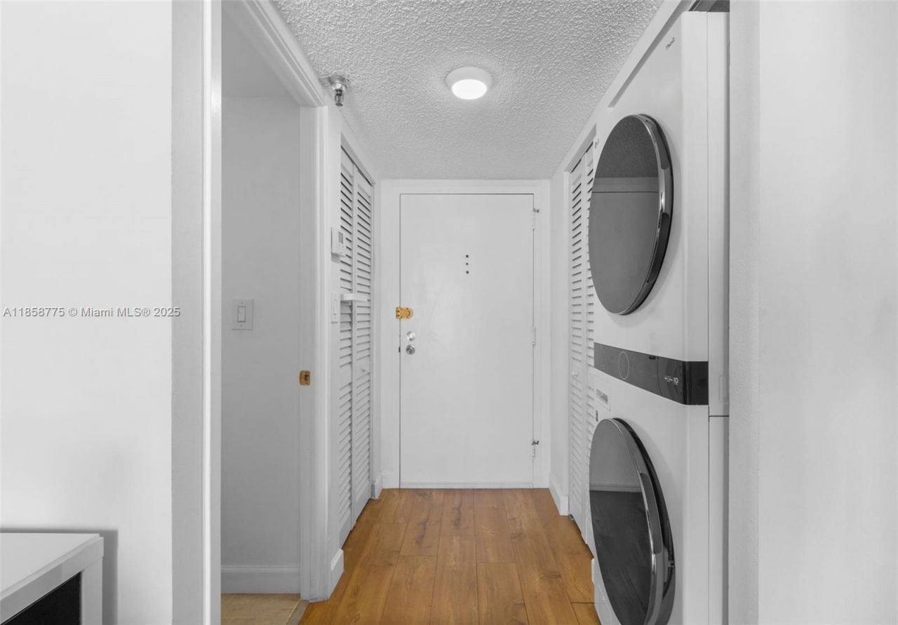 290 174th St, Unit 1914, Sunny Isles Beach, FL 33160 Photo