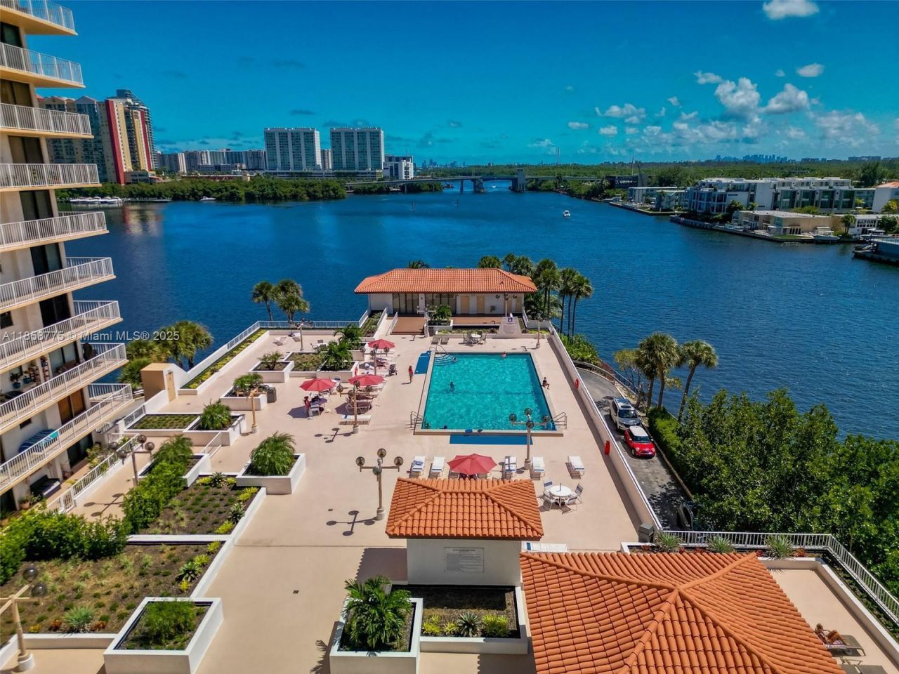 290 174th St, Unit 1914, Sunny Isles Beach, FL 33160 Photo