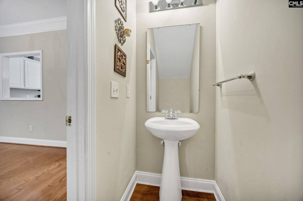 404 Hampton Forest Photo 21