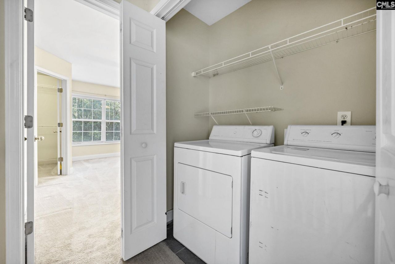 404 Hampton Forest Photo 23