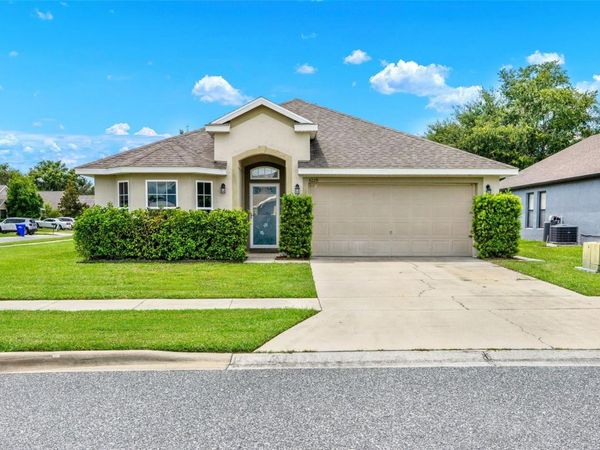 4229 BARNSLEY LANE, TAVARES, FL 32778