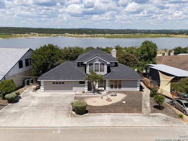 2557 Glenn Drive, Canyon Lake, TX 78133