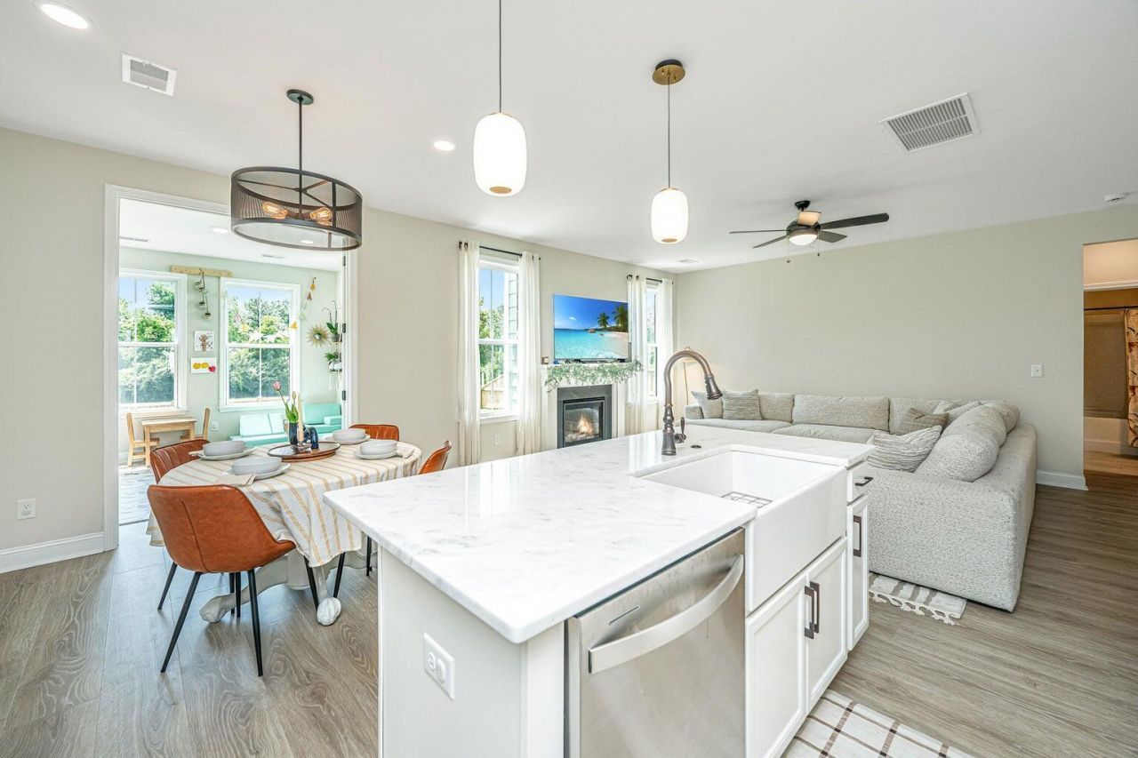 411 Grove End Road Photo 12