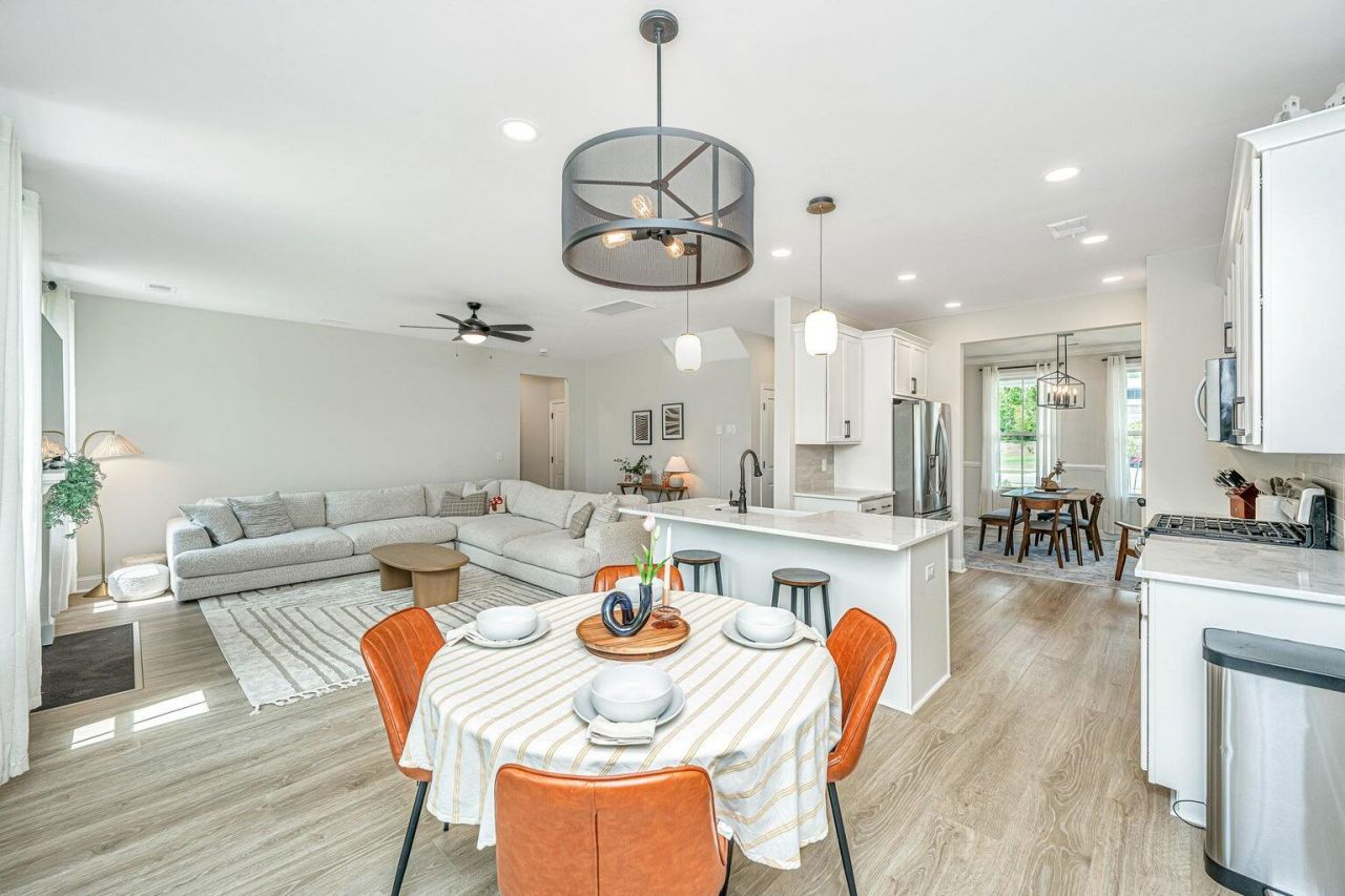 411 Grove End Road Photo 14