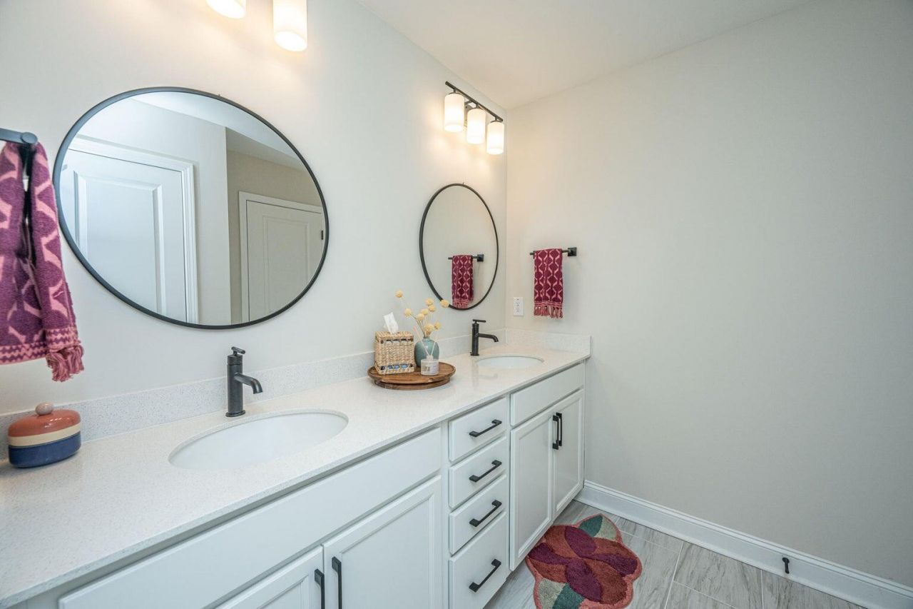 411 Grove End Road Photo 35