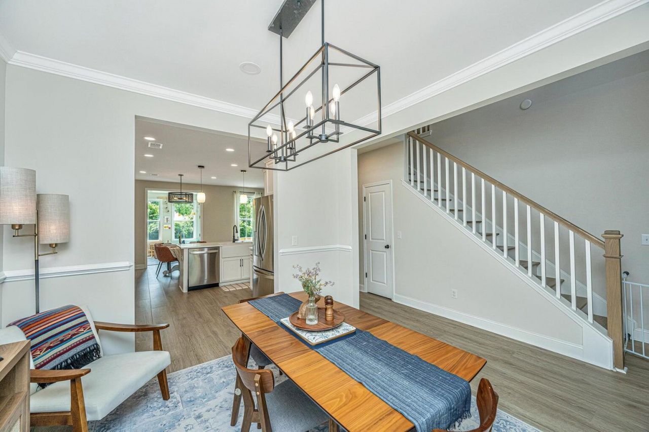 411 Grove End Road Photo 7