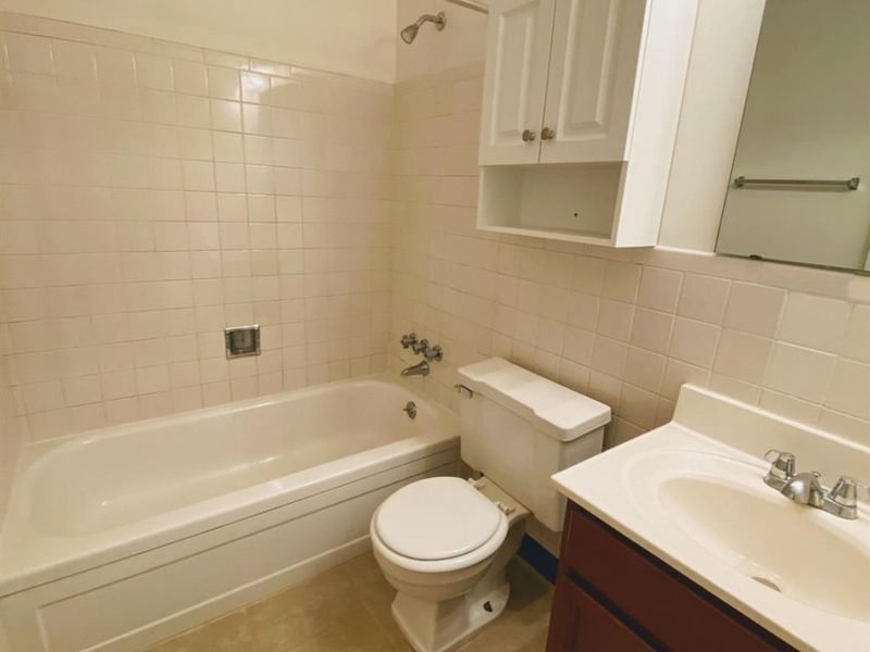 4960 Ridge Avenue, Cincinnati, OH 45209 Photo 9