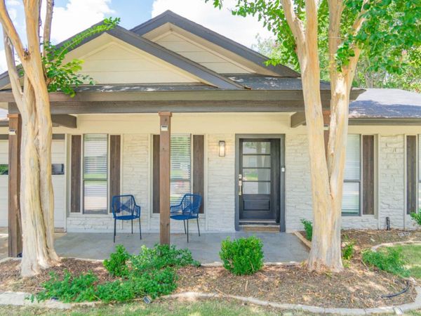 7002 Whispering Oaks DR, Austin, TX 78745