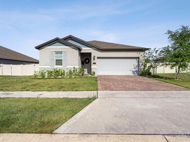 245 MESSINA PLACE, HOWEY IN THE HILLS, FL 34737