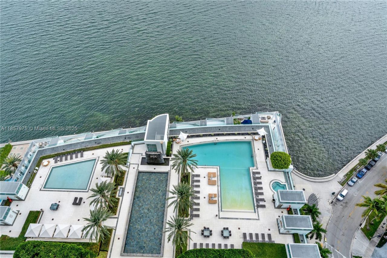 1331 Brickell Bay Dr, Unit 2709, Miami, FL 33131 Photo