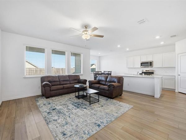 216 Post Oak Street, Azle, TX 76020